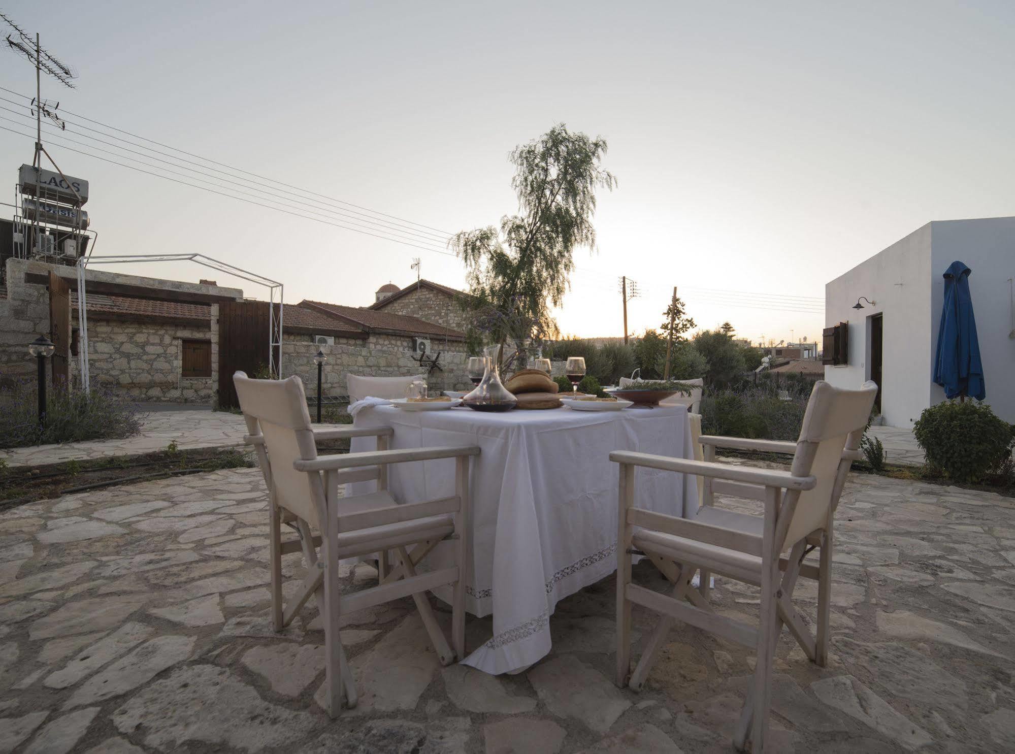 Meleni Cottage Houses Pareklisziá Kültér fotó