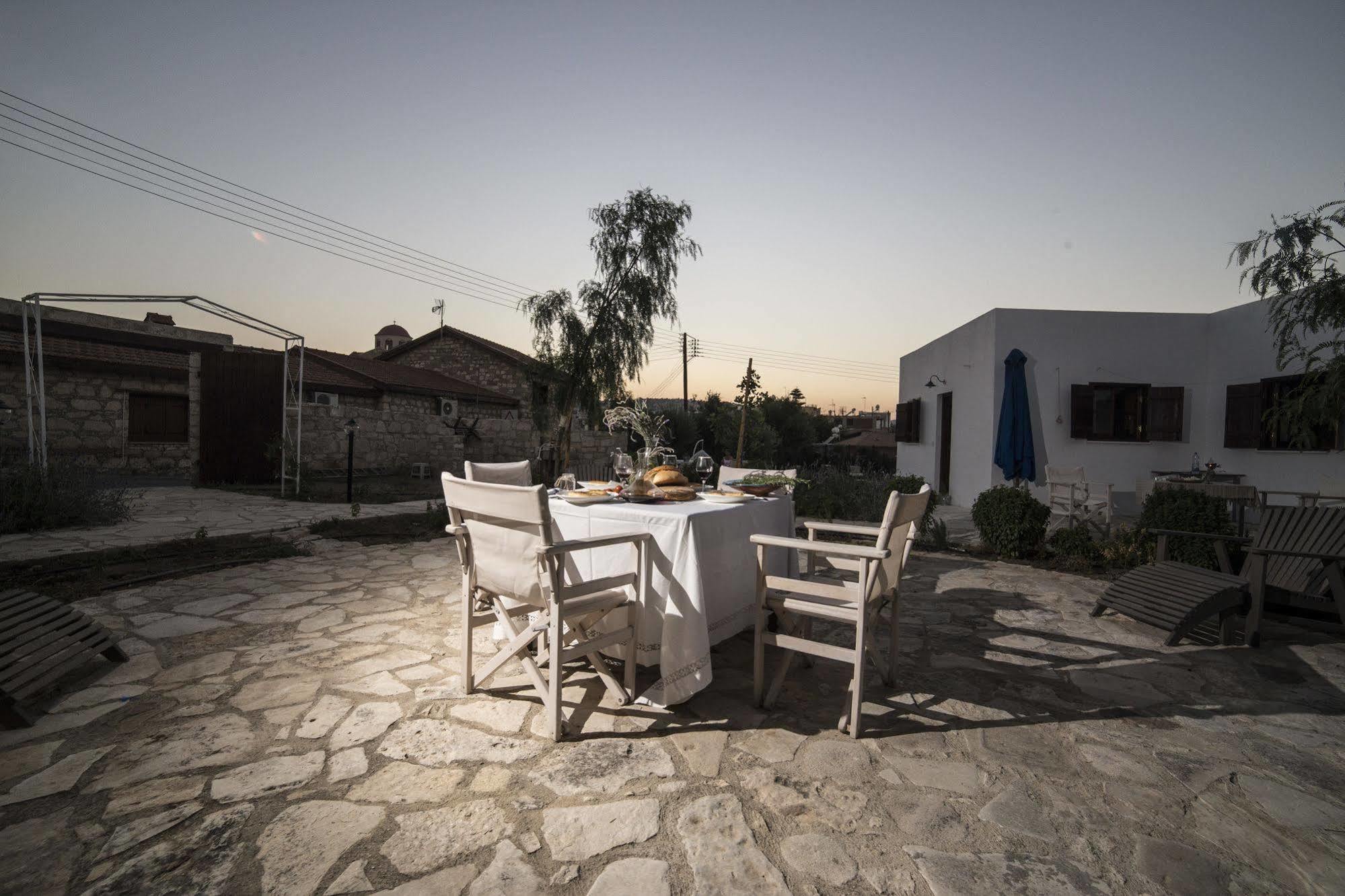 Meleni Cottage Houses Pareklisziá Kültér fotó